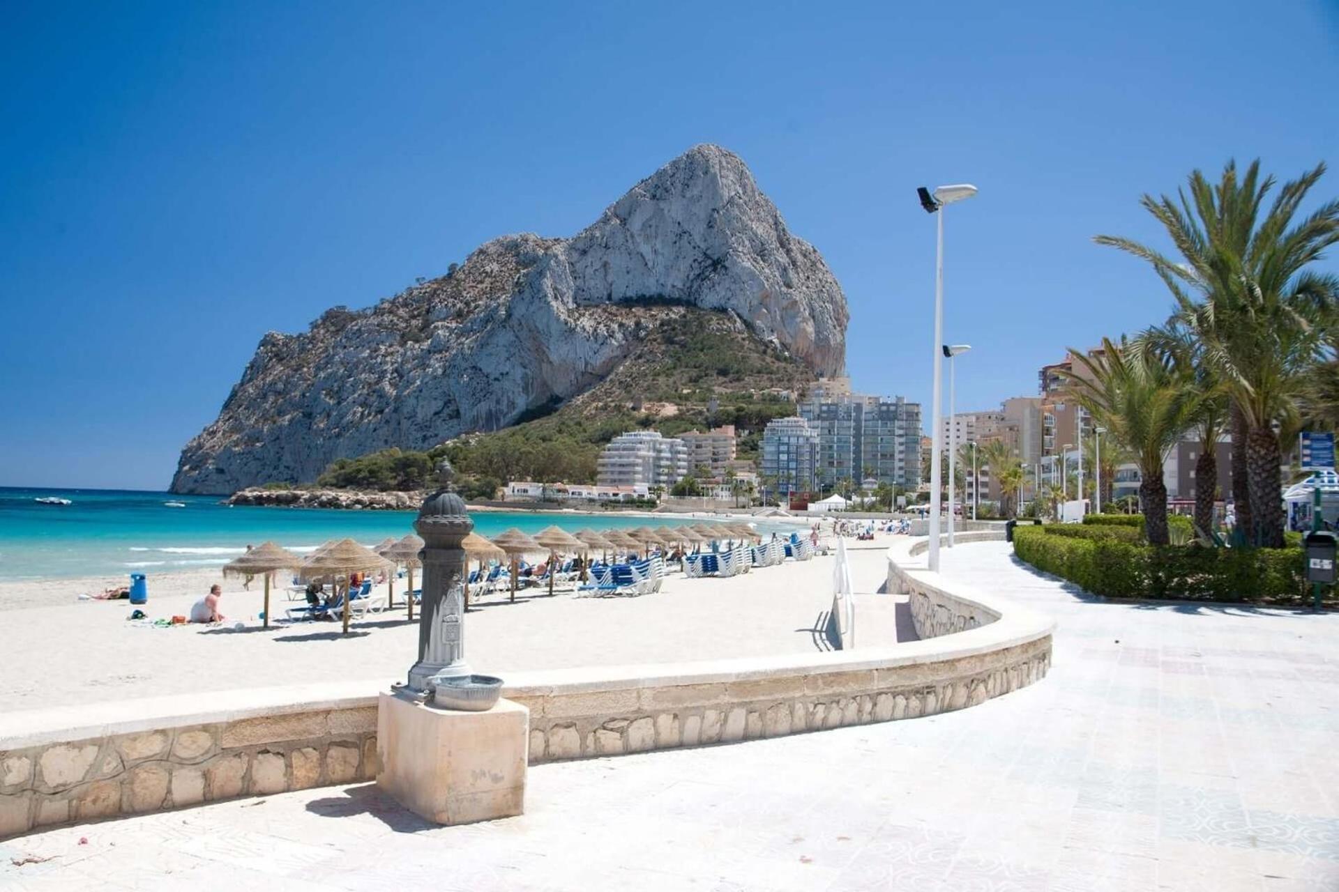 Apartamento Coral Beach - Plusholidays Calp Dış mekan fotoğraf