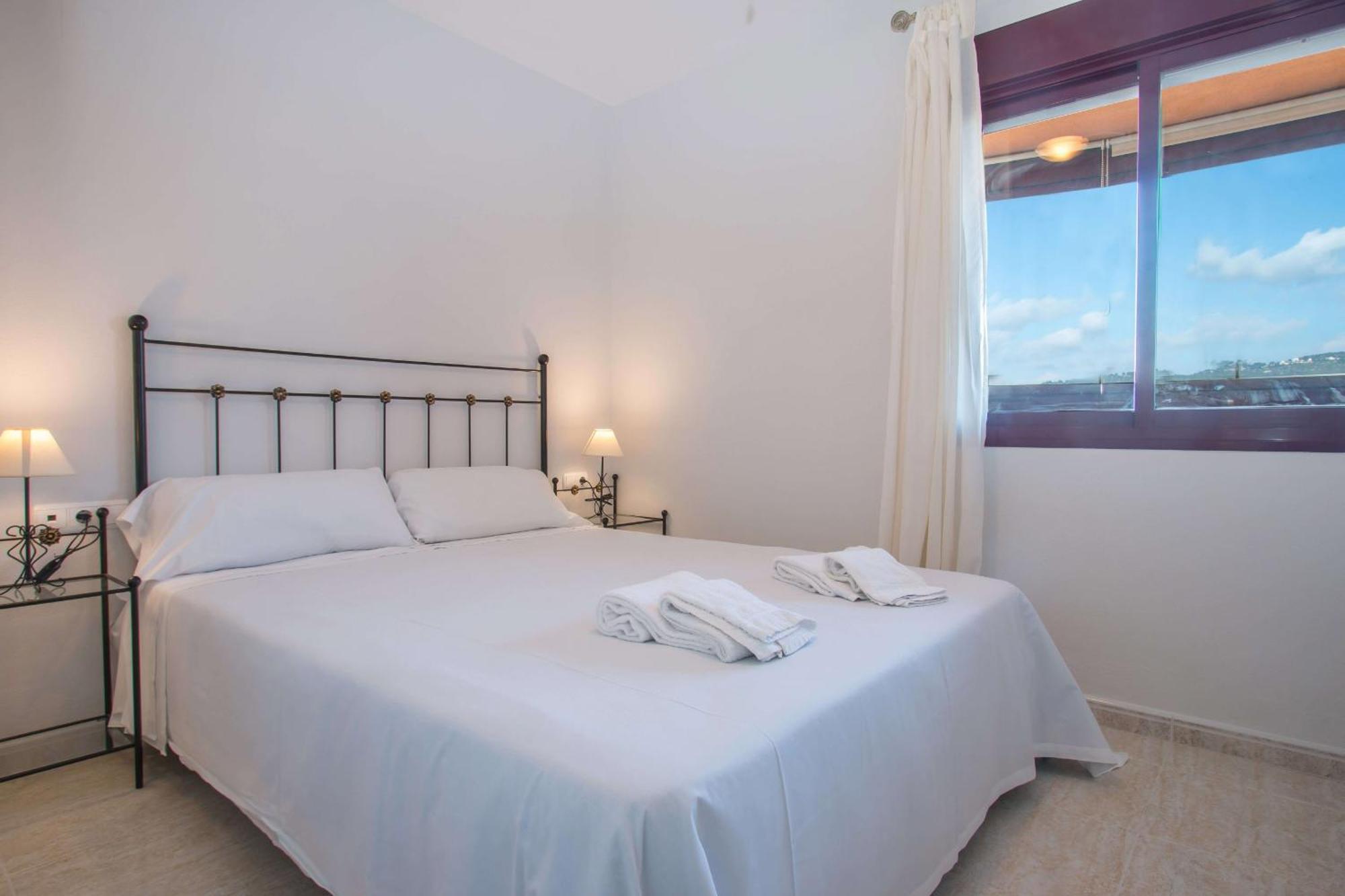 Apartamento Coral Beach - Plusholidays Calp Dış mekan fotoğraf
