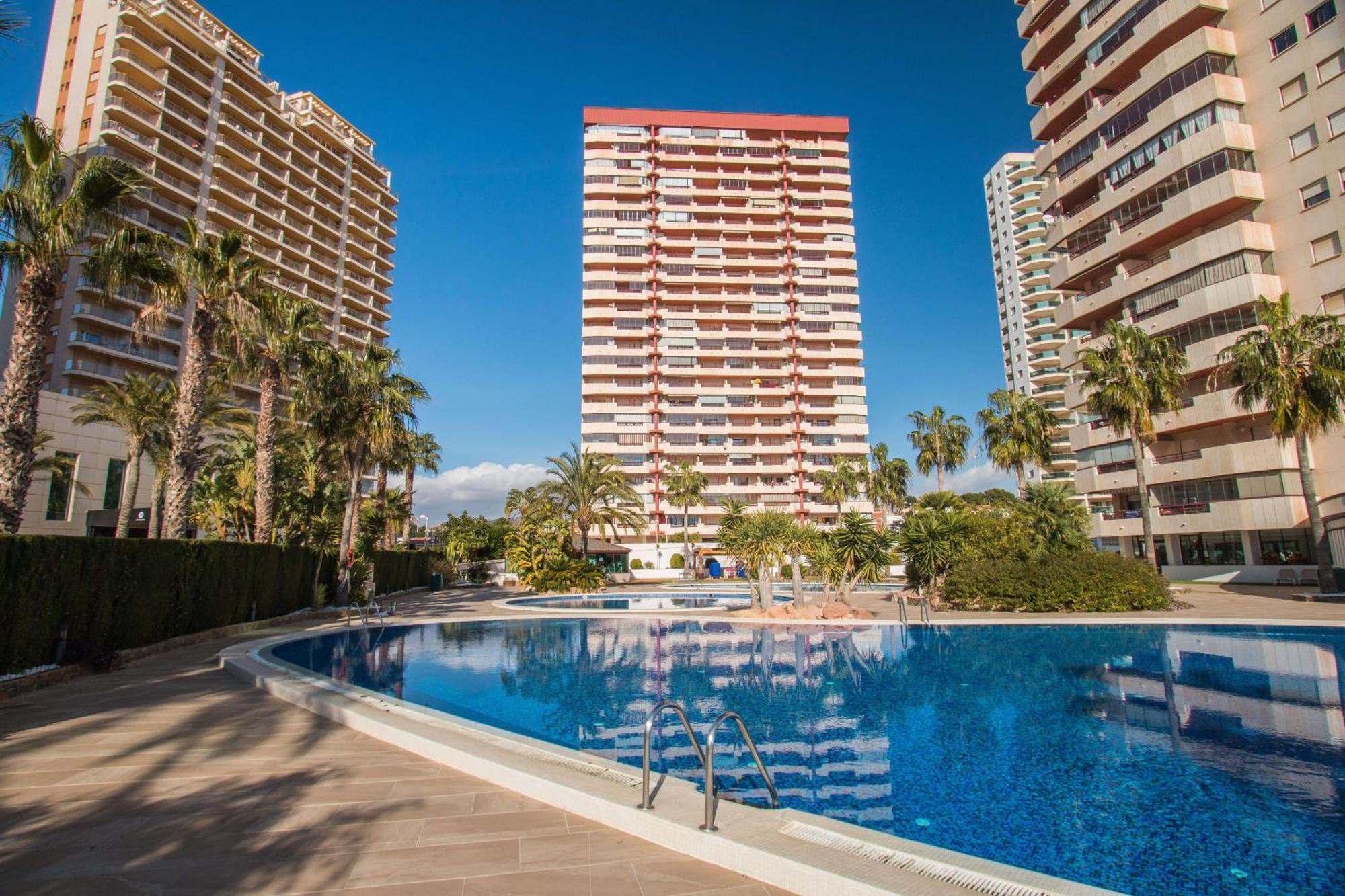 Apartamento Coral Beach - Plusholidays Calp Dış mekan fotoğraf