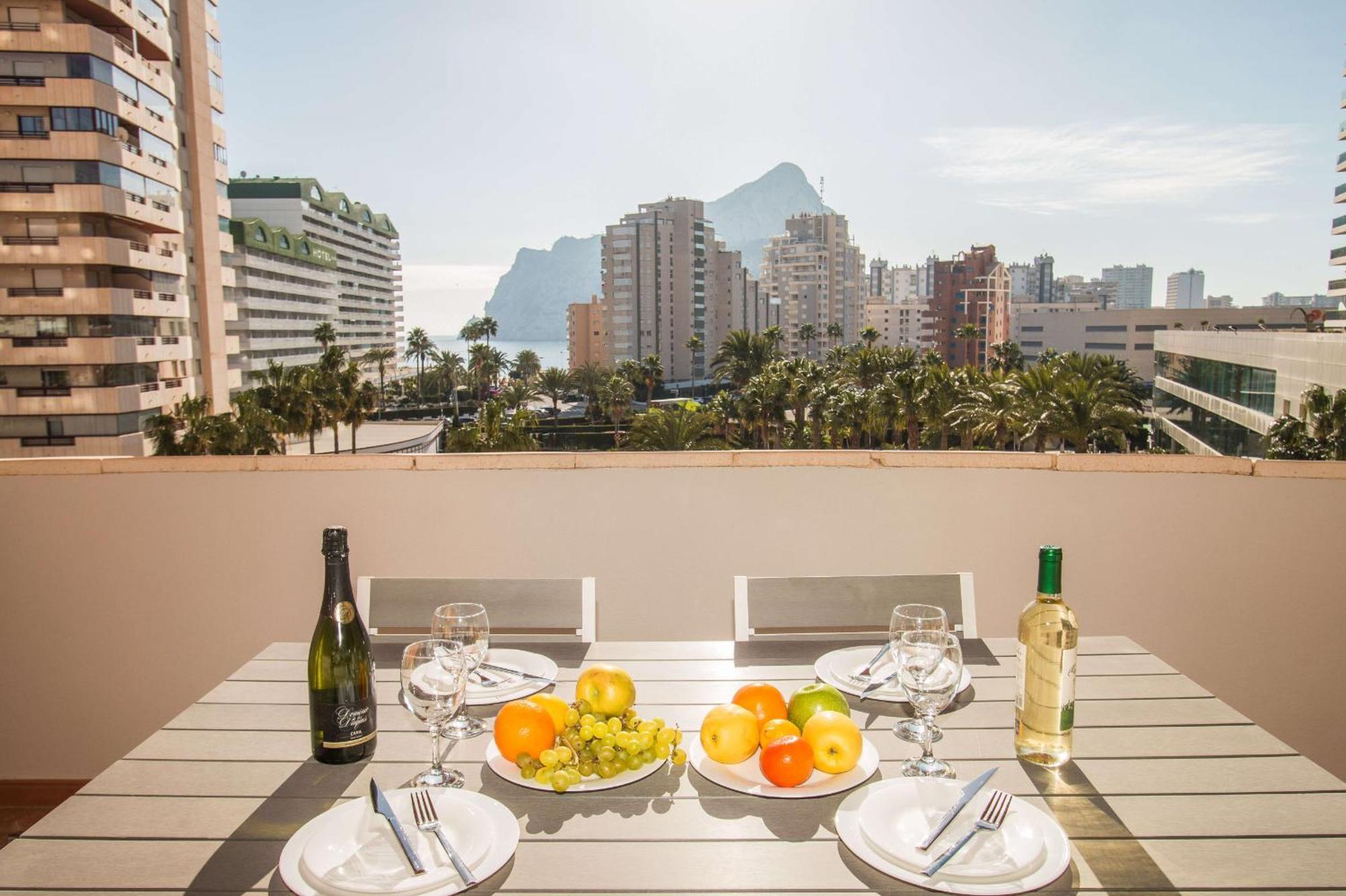 Apartamento Coral Beach - Plusholidays Calp Dış mekan fotoğraf